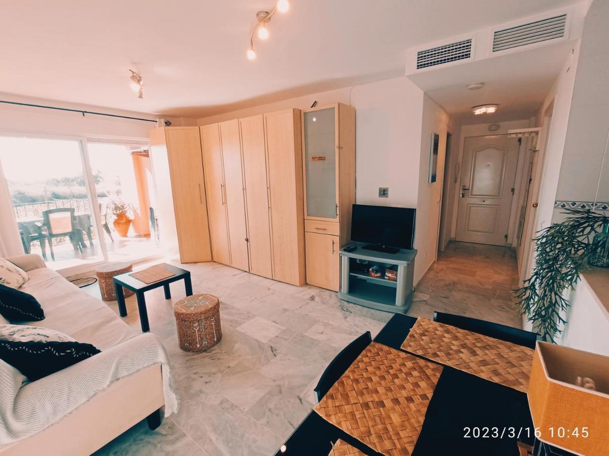 Apartamentos Los Hidalgo Golf Manilva Exterior photo